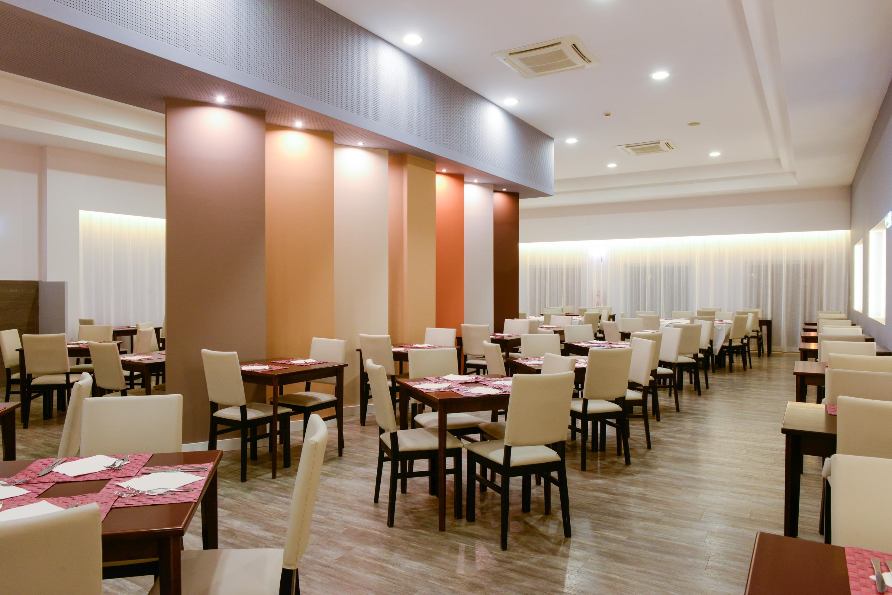 3Hb Clube Humbria Aparthotel Albufeira Restaurant photo