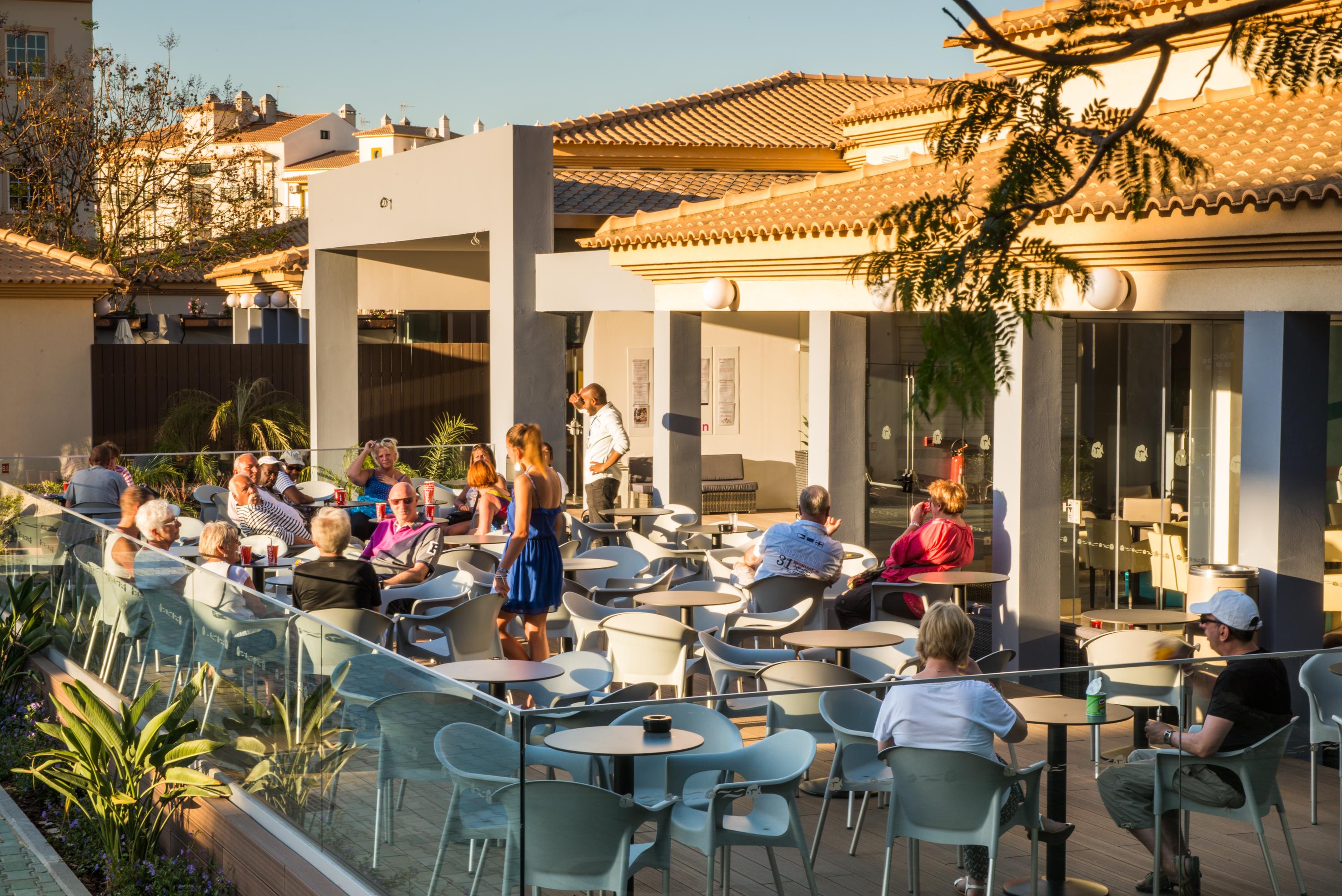 3Hb Clube Humbria Aparthotel Albufeira Restaurant photo